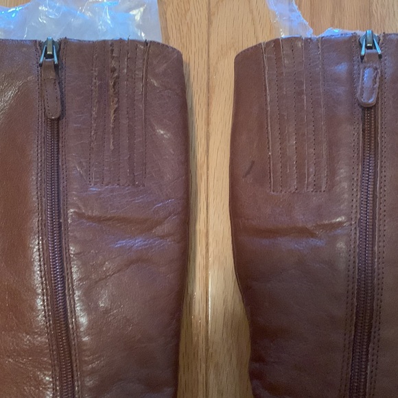 Guess Wedge Boots - Picture 3 of 5